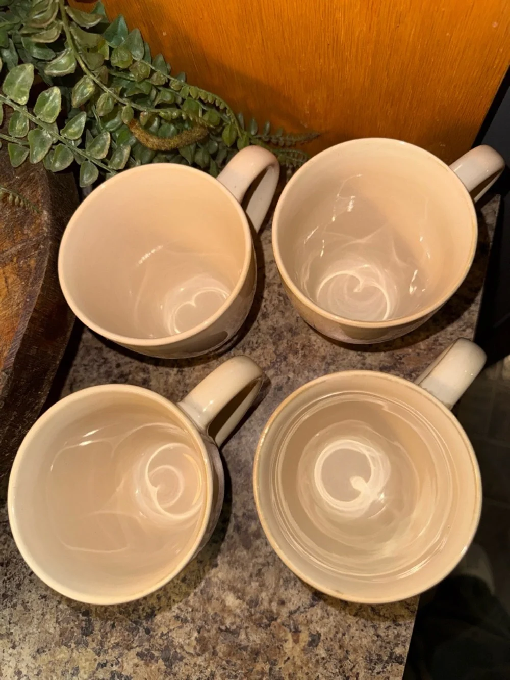 Set Of 4 Pier 1 Coffee Mugs Retired VTG Sanctuary